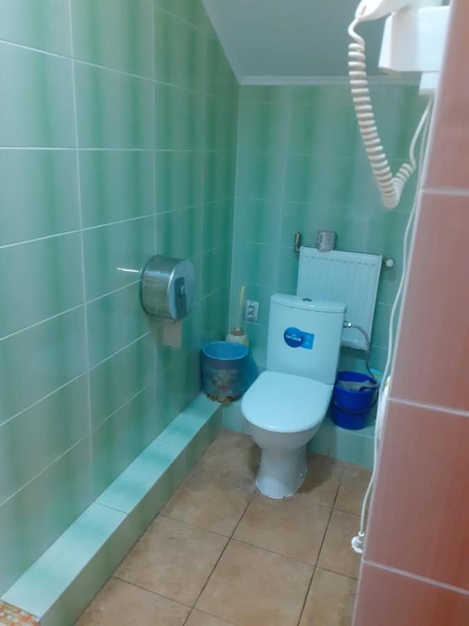 Hostel Stozhary Ternopil Exterior foto